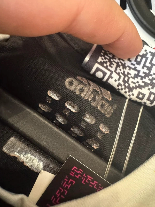 Custom Adidas Predator – Haftowane Skrzydła (1of1)