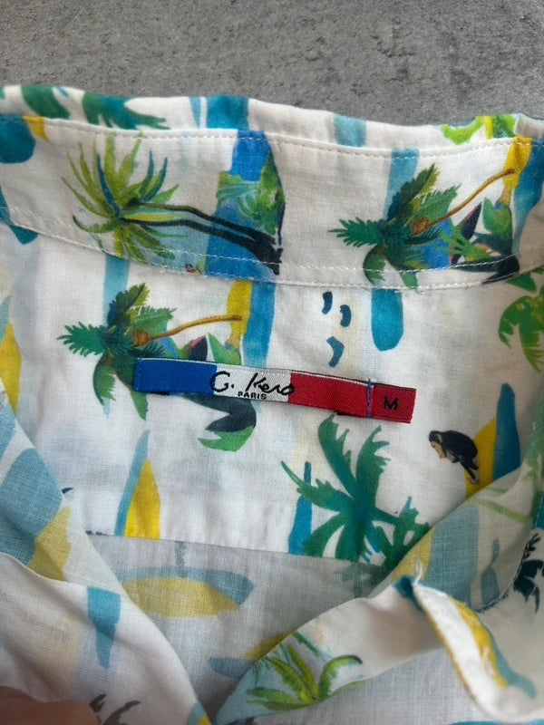 Koszula w hawajskim stylu