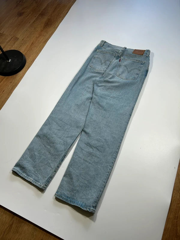 Vintage Levi Straus&CO jeans ribcage straight W25 L27 light blue denim high rise mom jeans