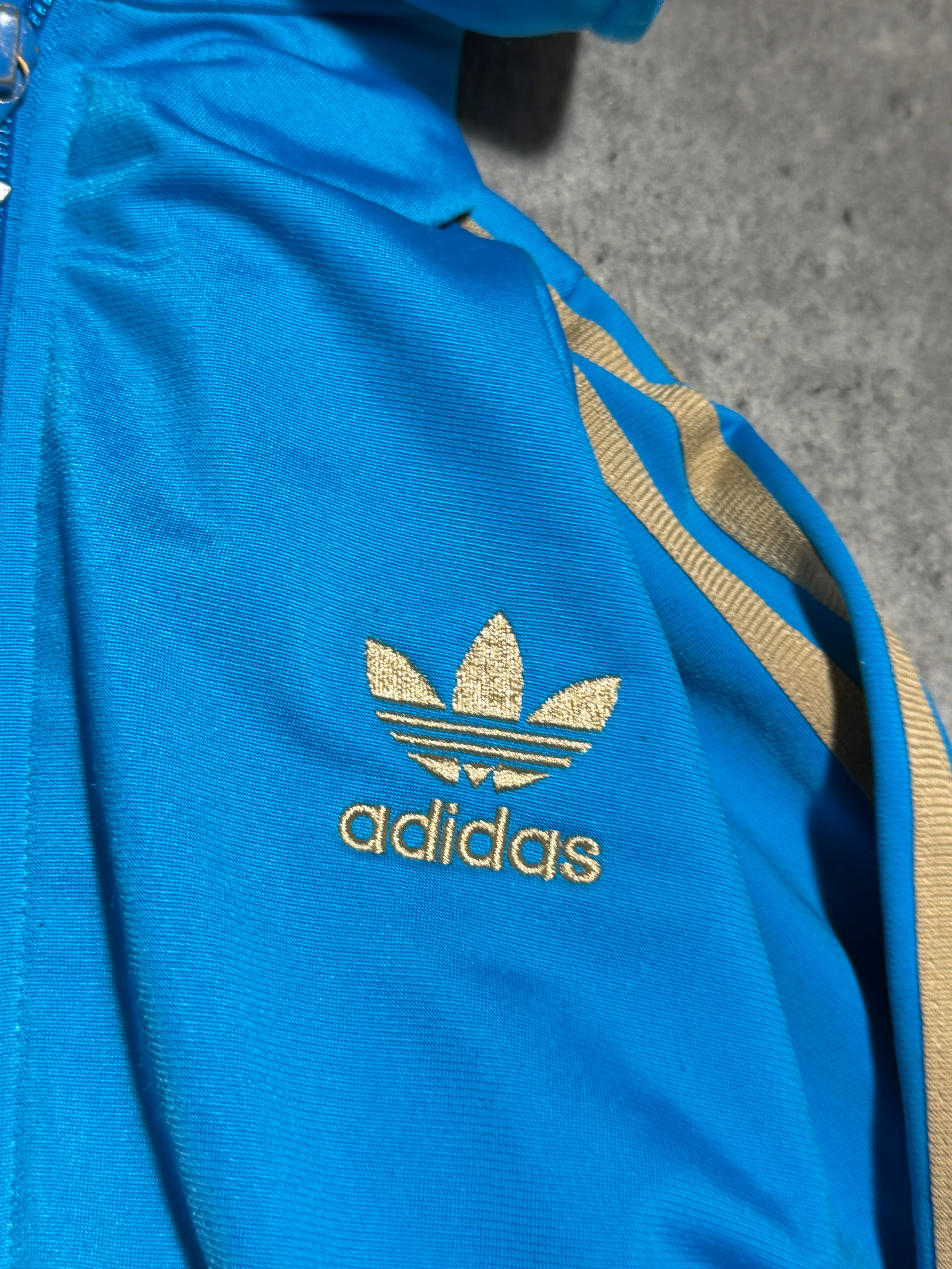 2000s Adidas Orginals zip up hoodie tracksuit