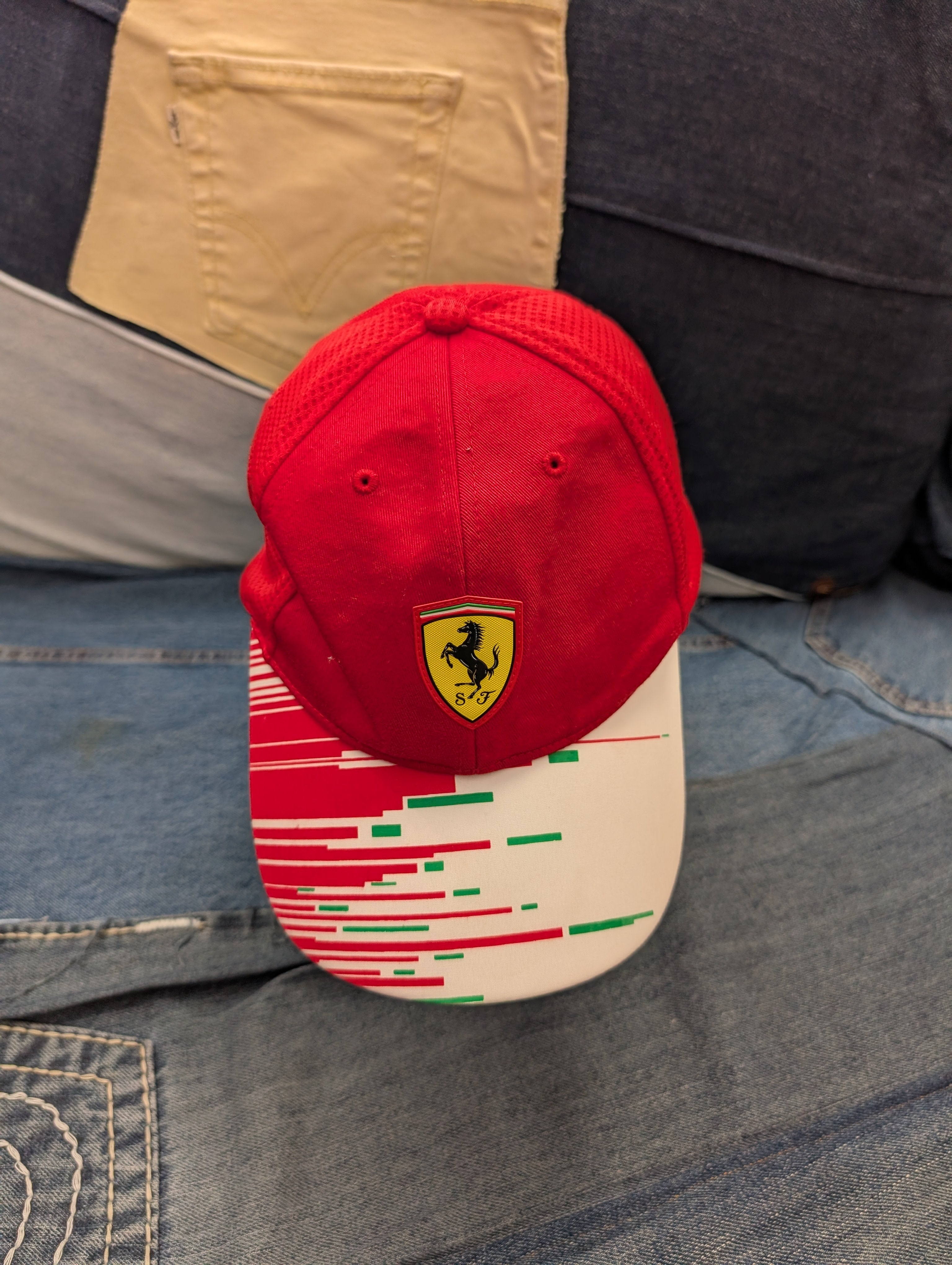 Puma Vintage Ferrari Czerwona Red Czapka z daszkiem dad hat cap racing 2000s