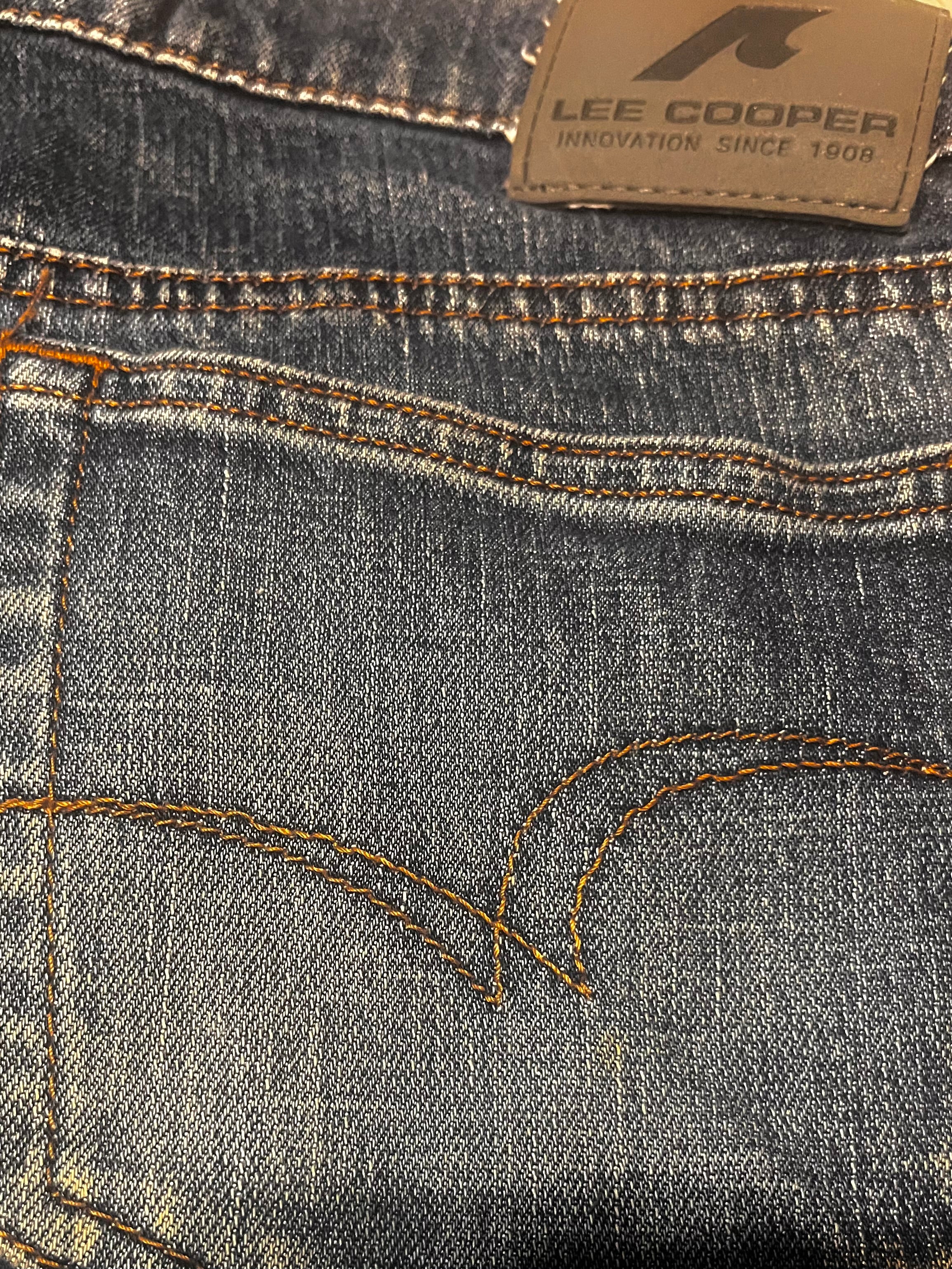 Lee Cooper Flare washed Jeans dzwony 90s style