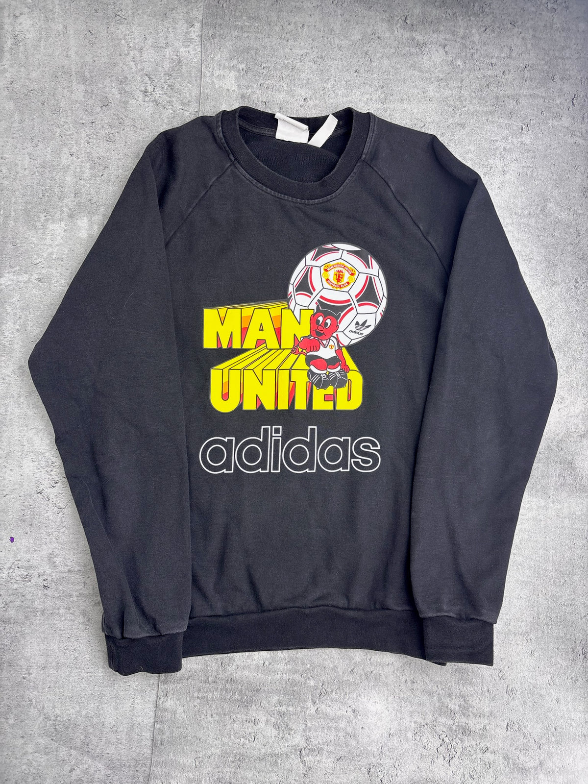 Manchester United Retro Graphic Bluza Piłkarska Soccer Premier League Adidas Sweatshirt