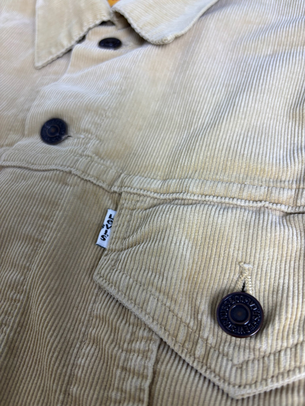 Levi’s 90s Corduroy Jacket White Tab