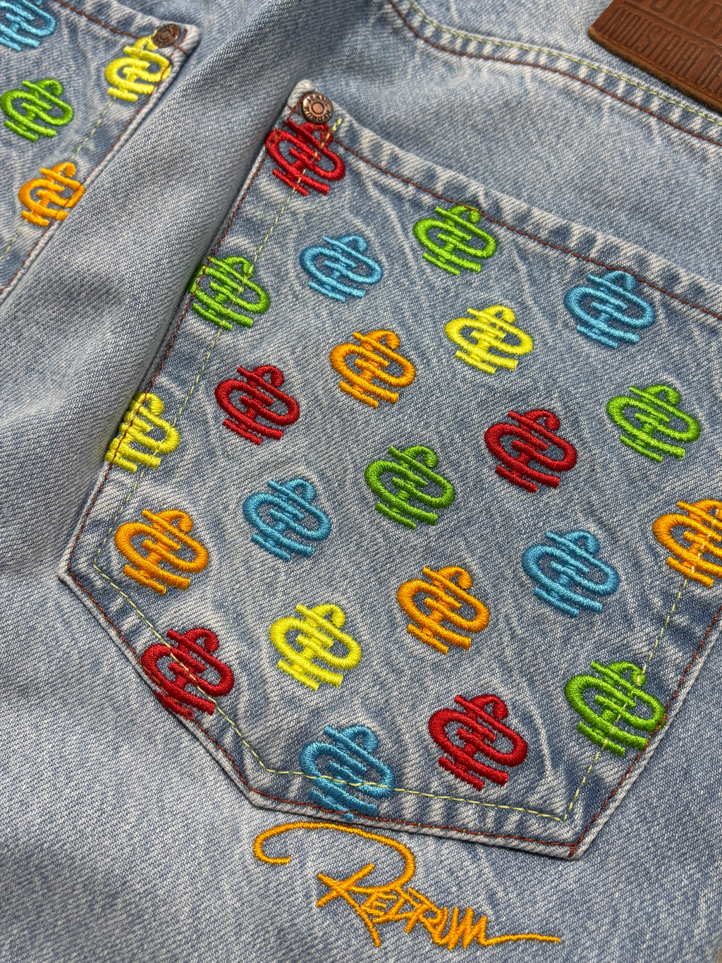 2000S Red Rum jeans baggy swag nadruki