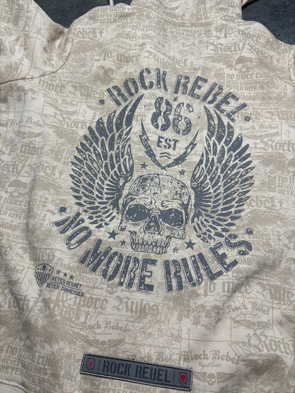 2000s Rock Rebel zip up hoodie bluza ropzinana metal affliction style skull