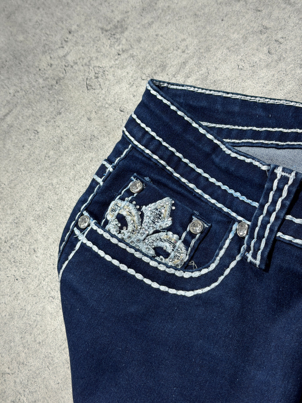 2000s Jeans emblemanty y2k miss me style