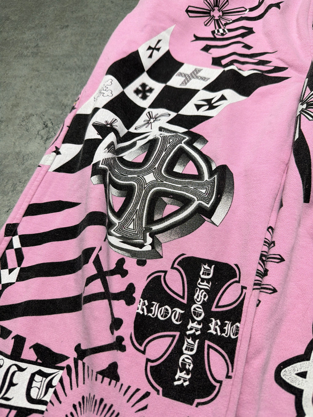 2000s Jaded London sweatpants pants y2k print emo goth swag baggy spodnie dresowe