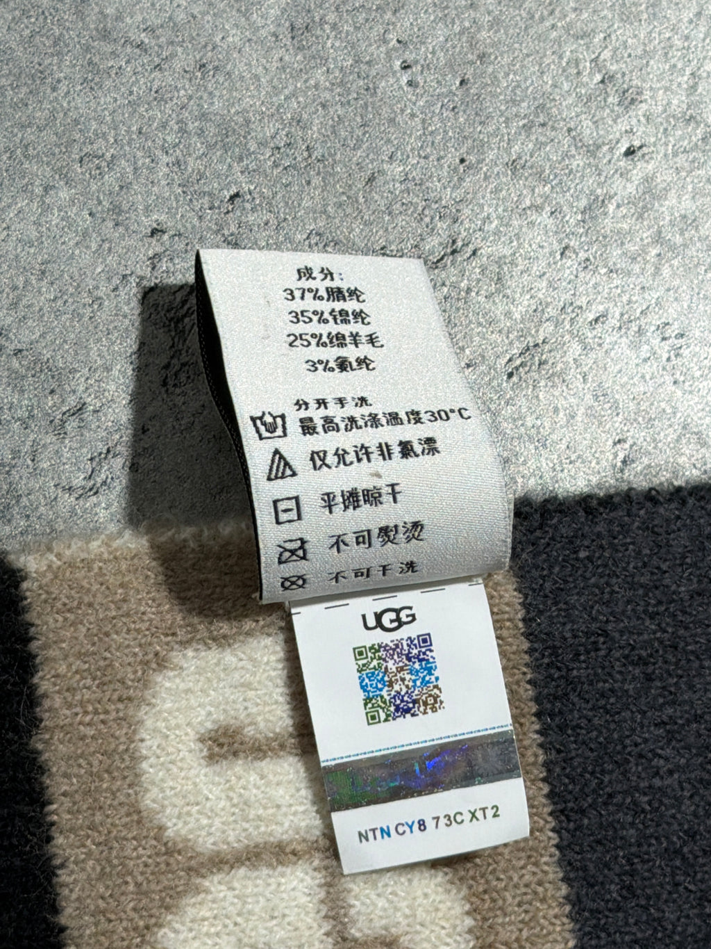 UGG scarf szalik brand new