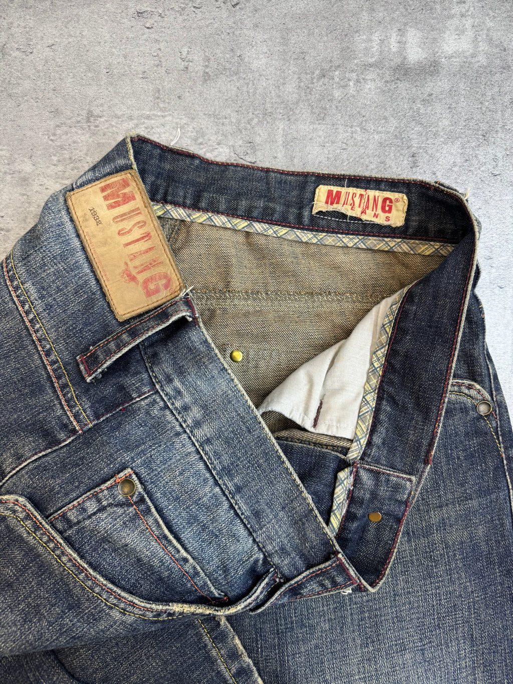 Mustang Archieve Eagle Embroidery Y2K straight fit jeans spodnie jeansowe