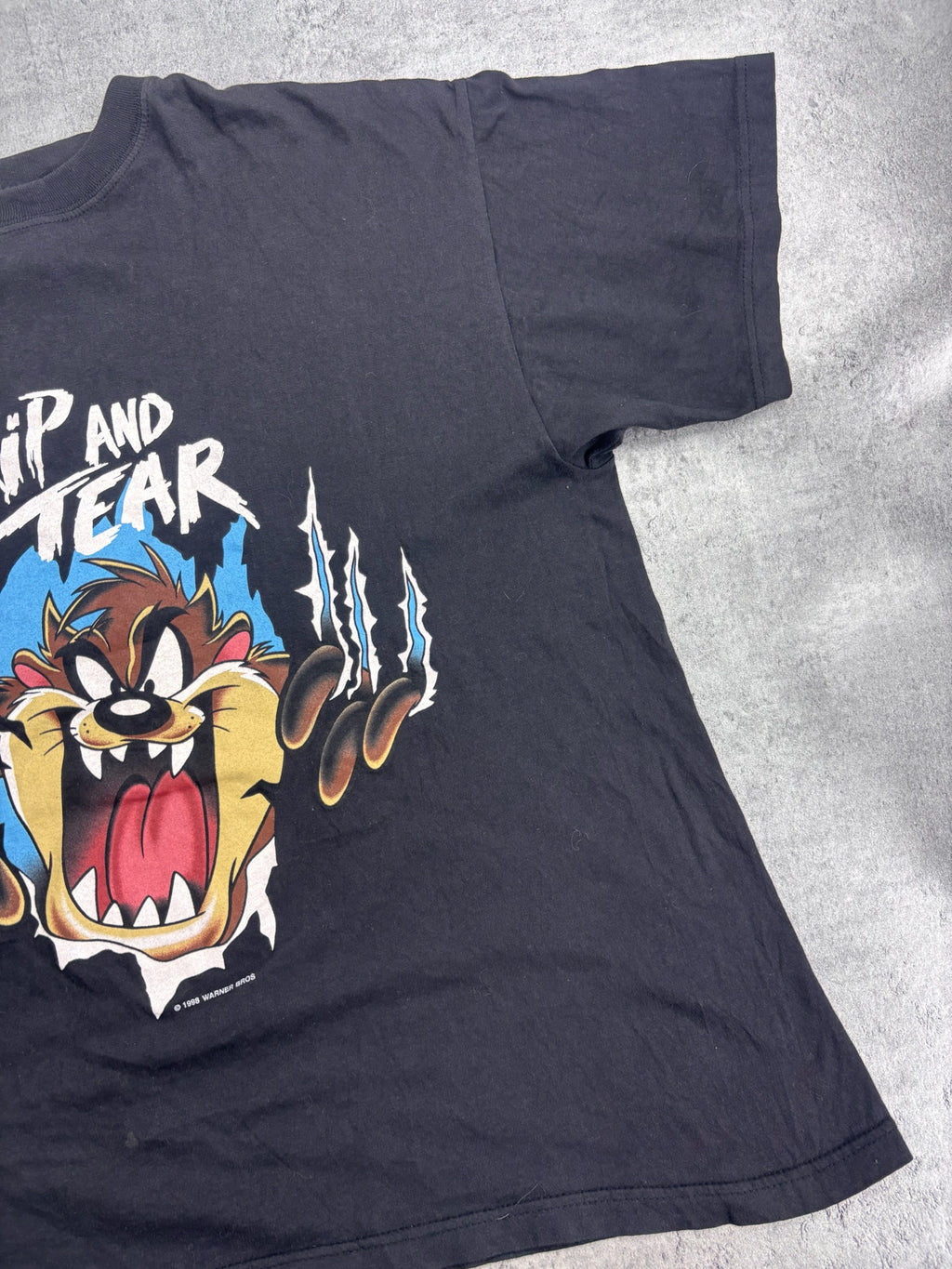 1998 Looney Tunes Taz Rip And Tear Graphic Tee Shirt Vintage 90s Warner Bros