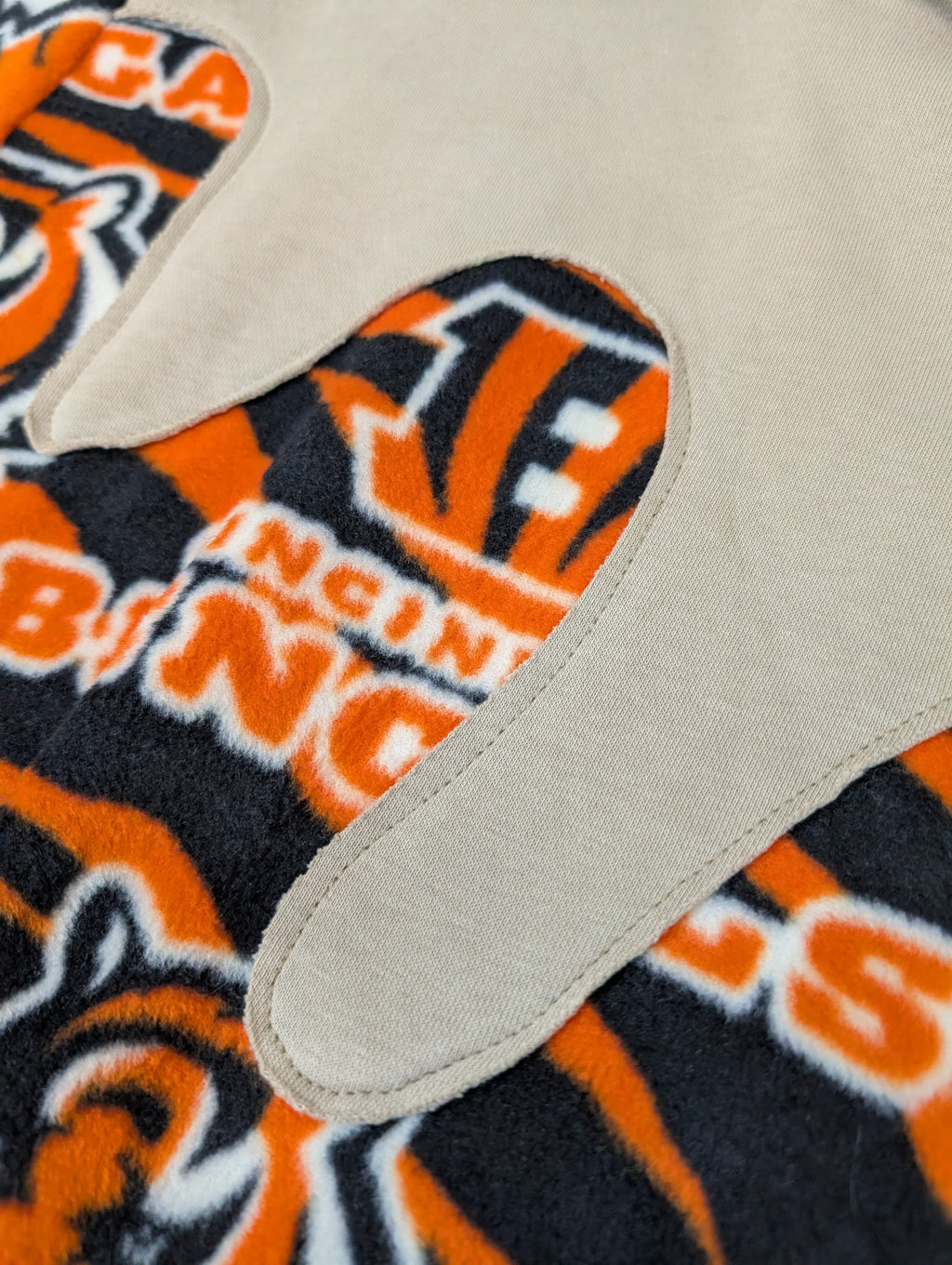 Nike upcyckling bluza z kapturem z Koca Cincinnati bengals NFL sportowa vintage