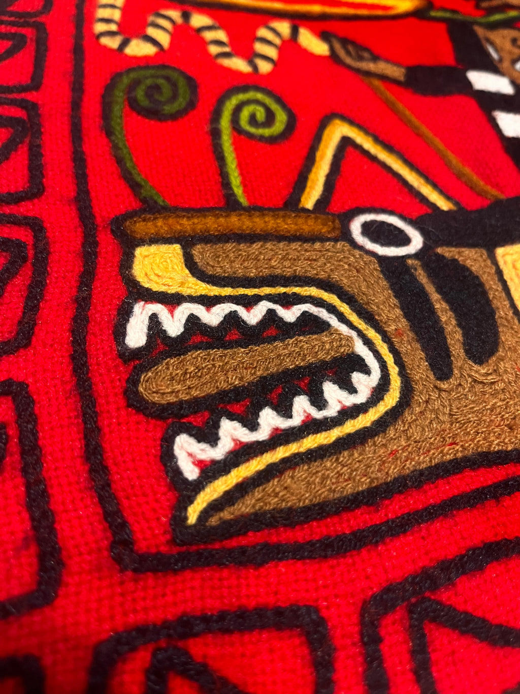 Andyjski handmade wełniany kilim/tekstylium z Peru