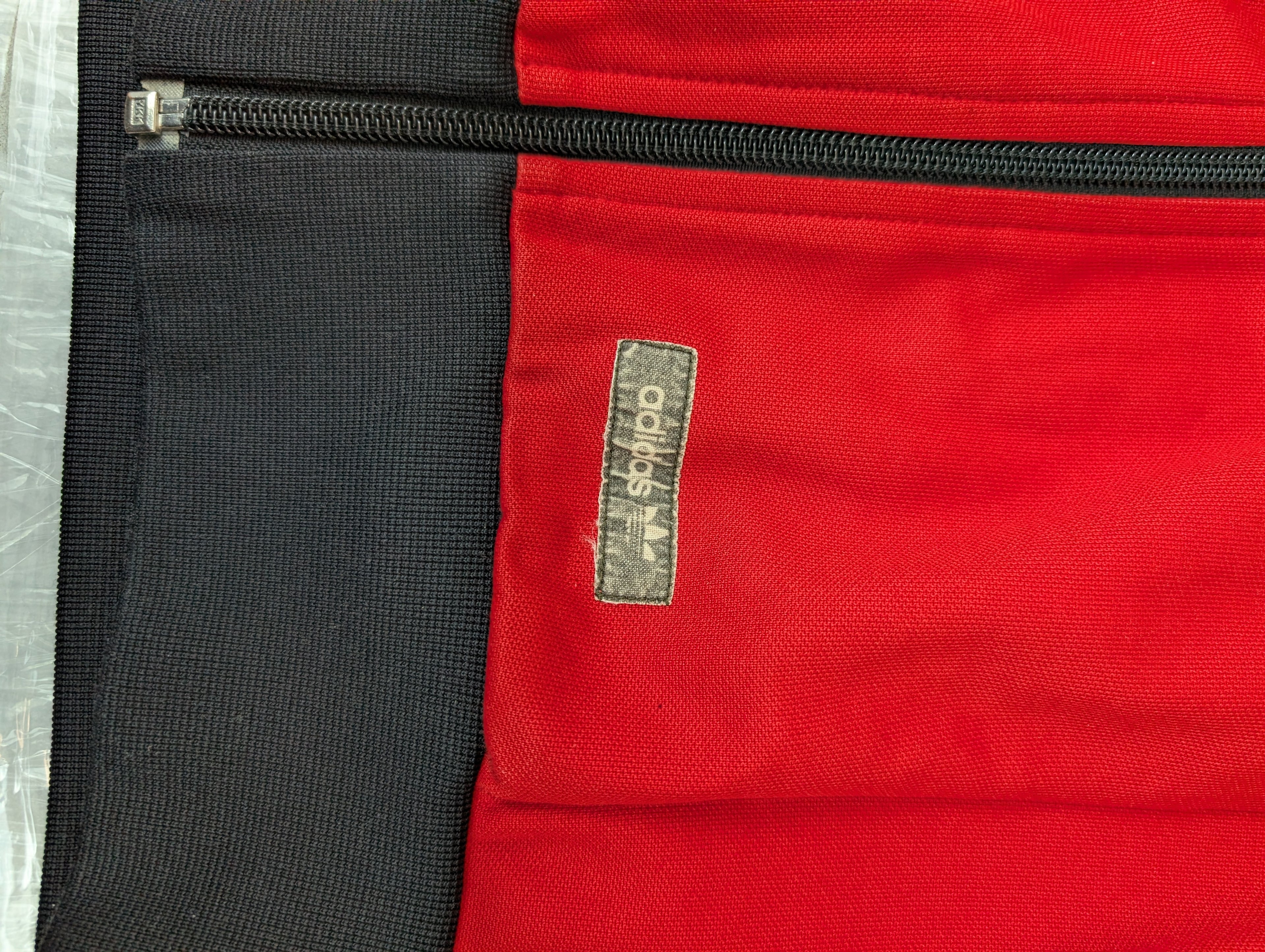 Adidas Red Black Tracksuit Jacket bluza rozpinana dresowa y2k vintage klasyczna minimalistyczna