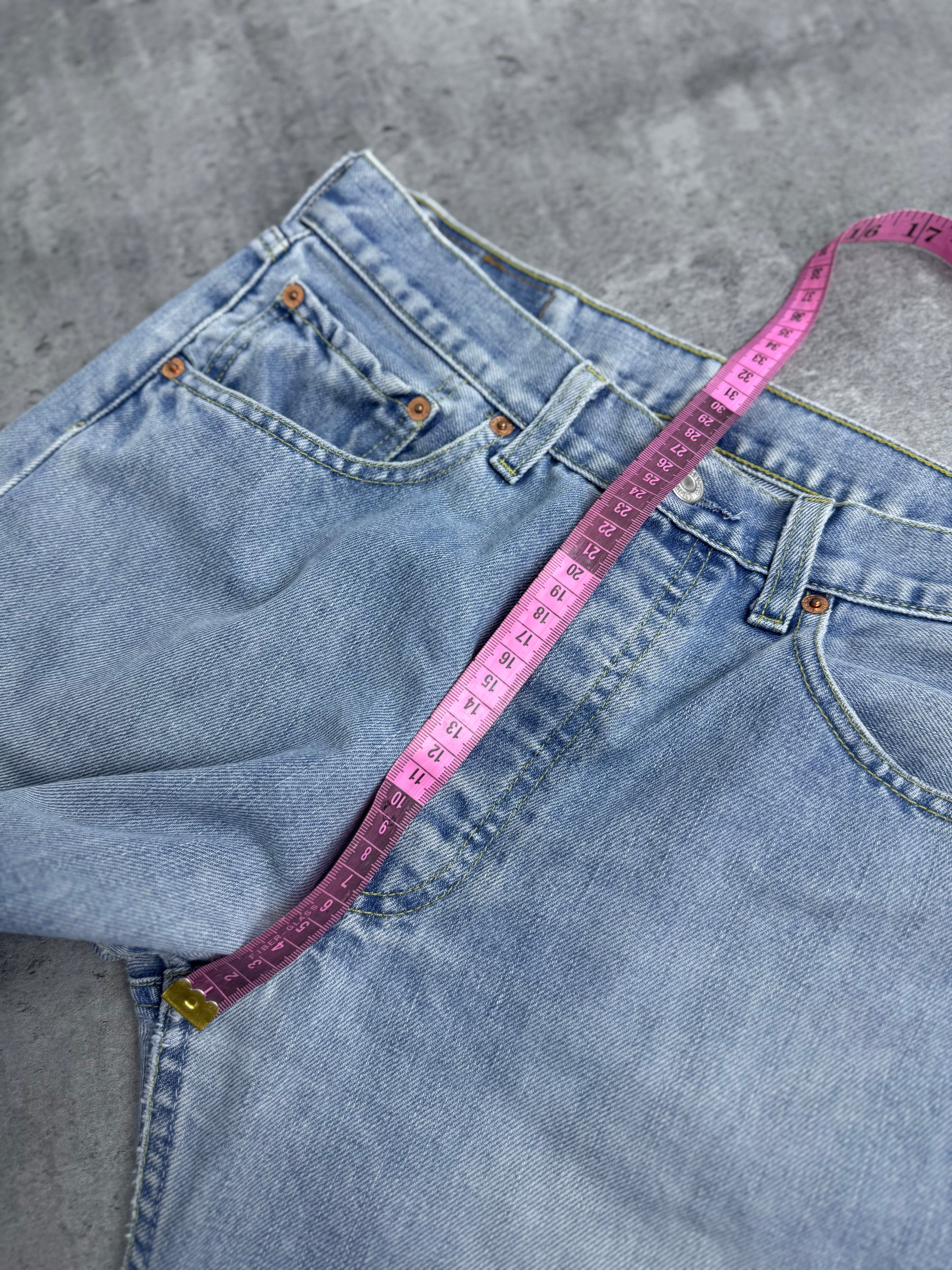 Levi’s 501 2001 Vintage True Niebieskie Błękitne Straight CoolMax Jeans Spodnie Jeansowe
