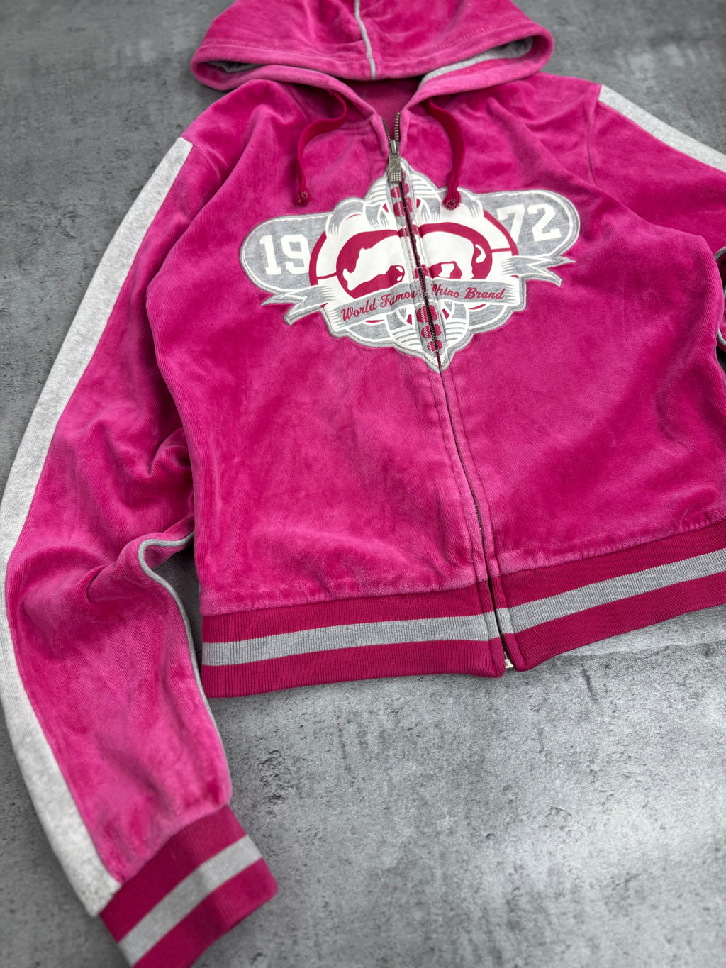 Ecko Unltd Red Damska Bluza z Kapturem Welurowa Spellout y2k rozpinana Skater 2000s
