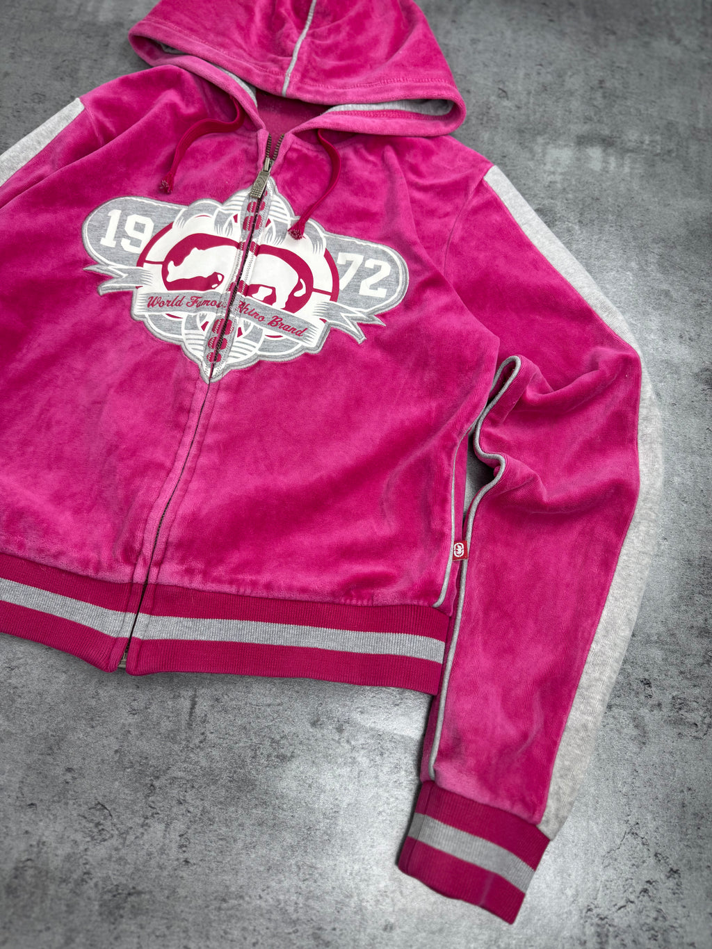 Ecko Unltd Red Damska Bluza z Kapturem Welurowa Spellout y2k rozpinana Skater 2000s