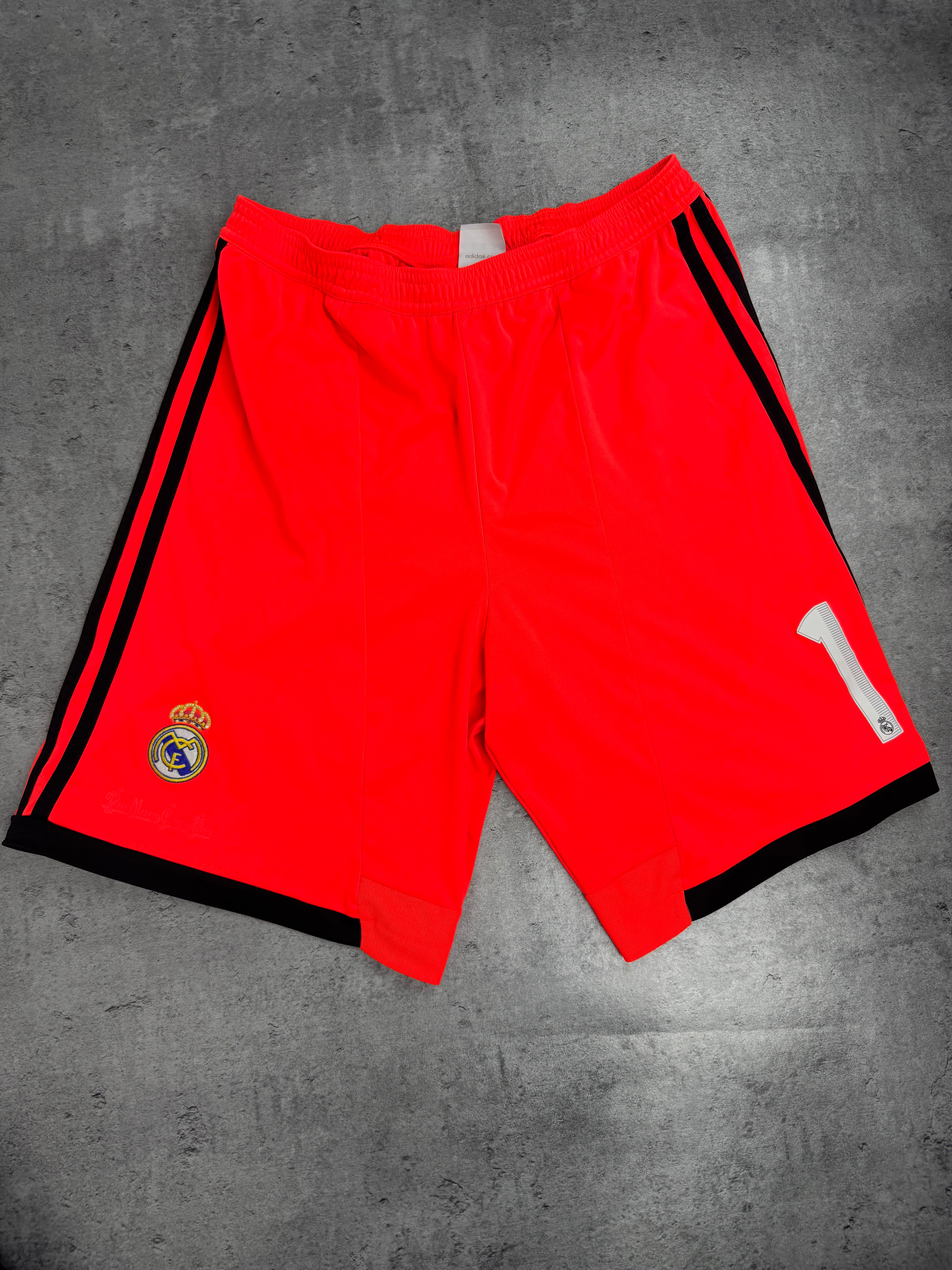 2012 Real Madrid Goalkeeper Shorts Spodenki sportowe piłkarskie kolekcjonerskie Adidas