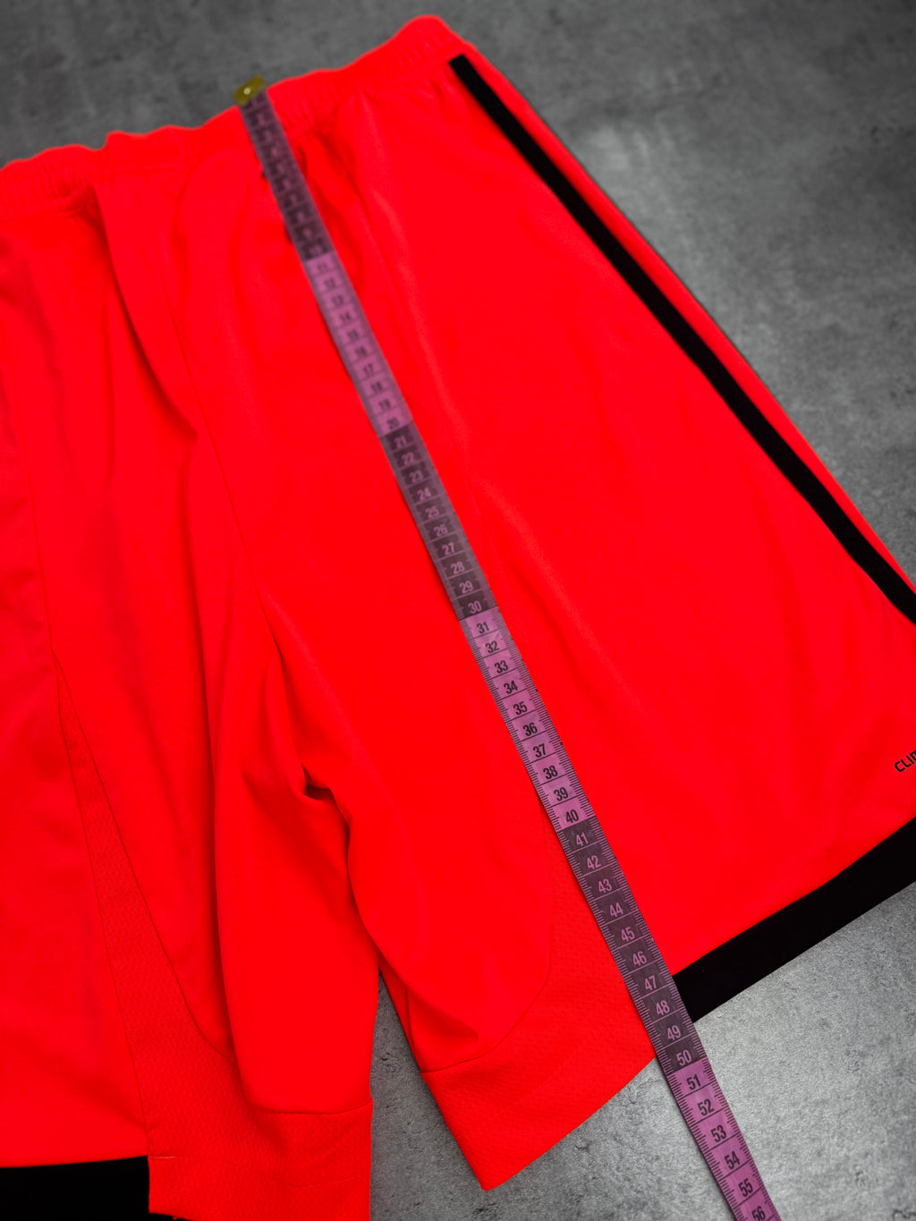 2012 Real Madrid Goalkeeper Shorts Spodenki sportowe piłkarskie kolekcjonerskie Adidas