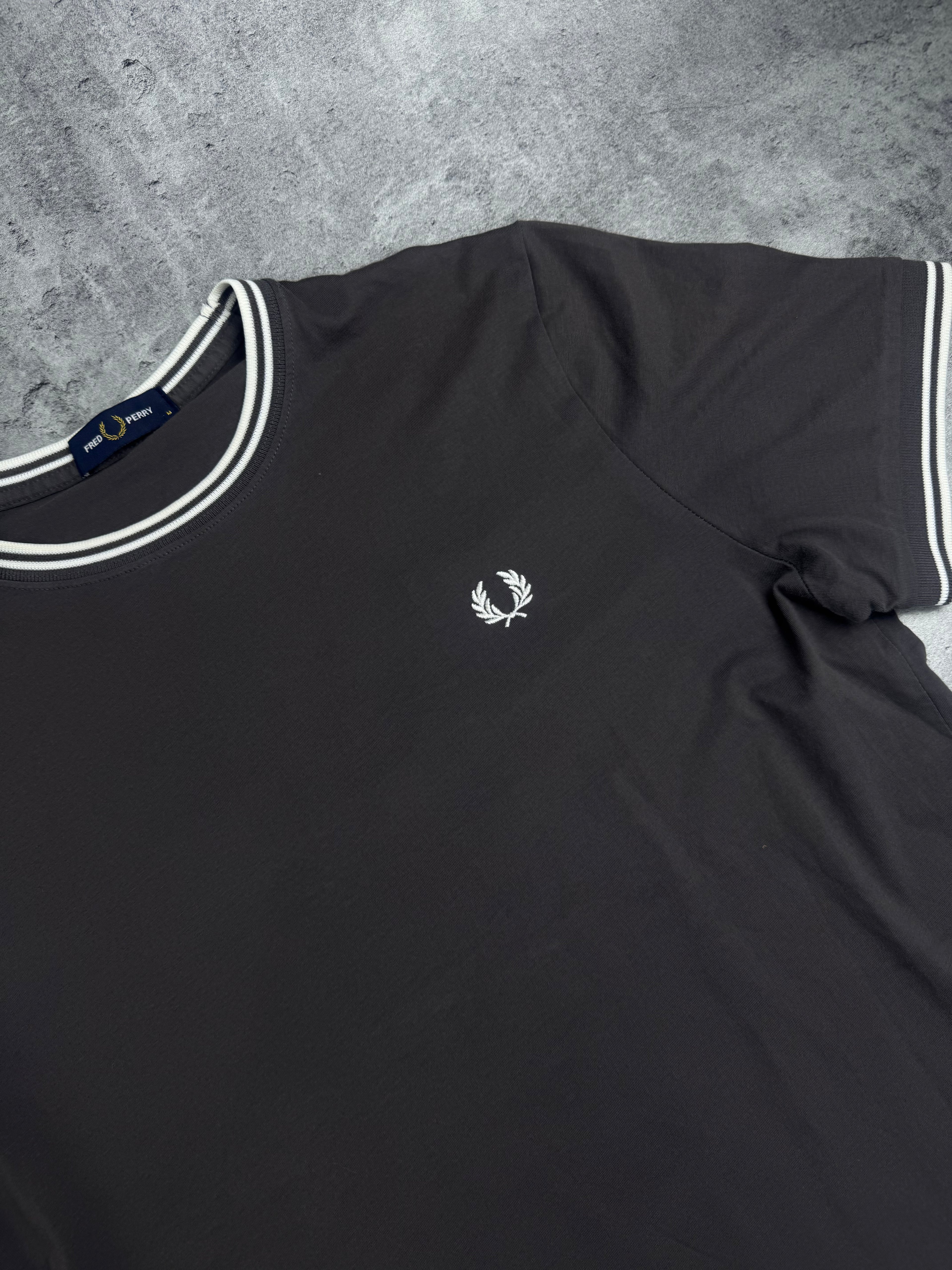 Fred Perry Koszulka Minimalistyczna z Logo Ringer Tee