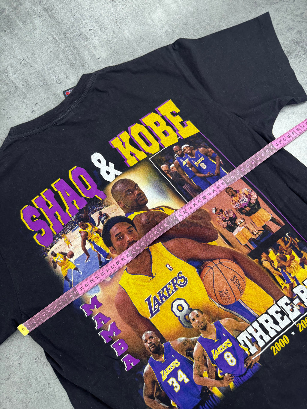 Shaq & Kobe Three Peat Rap Tee Koszulka Los Angeles Lakers 2000 2001 2002 Rare Vintage Championship