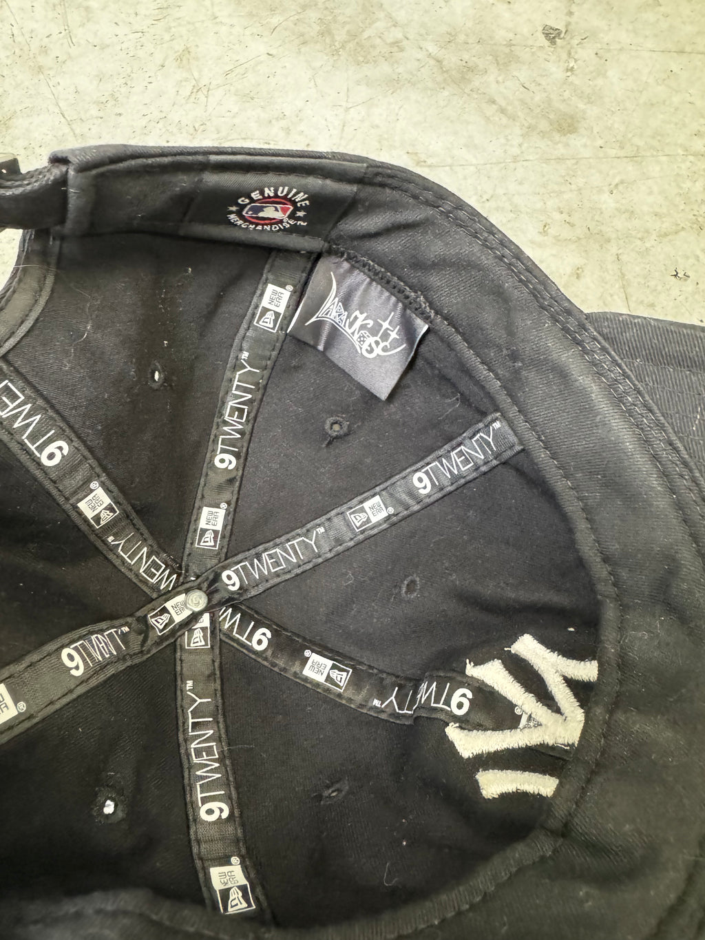 Custom New Era New York Yankees – Unikat, Ręcznie Malowana Czapka, Streetwear