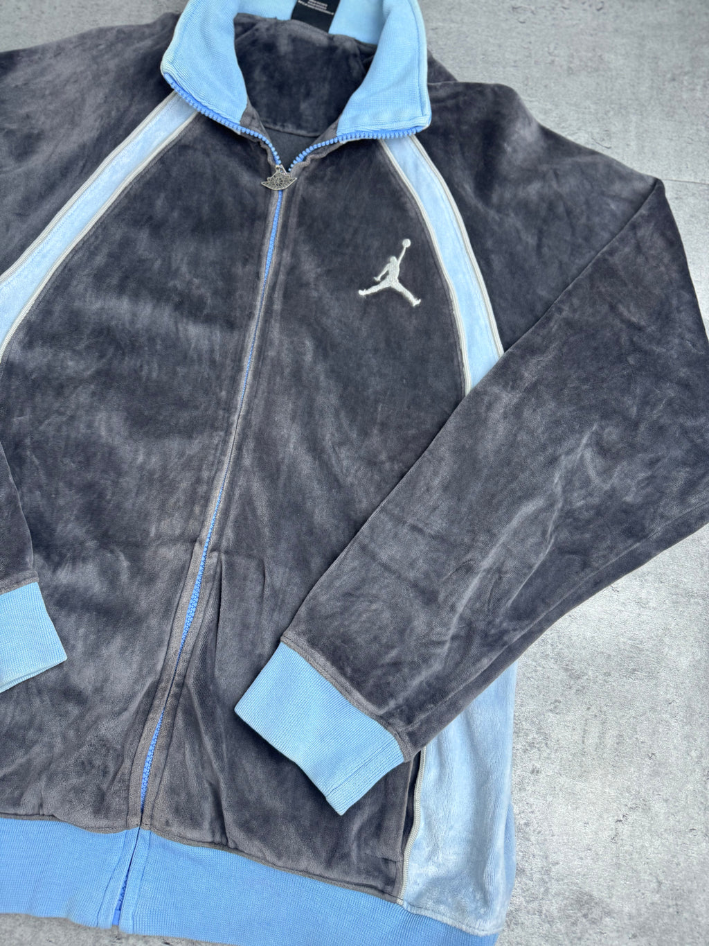Air Jordan y2k Vintage 2000s Velour Tracksuit Jacket Bluza Welurowa Szaro Niebieska Koszykarska Dresowa