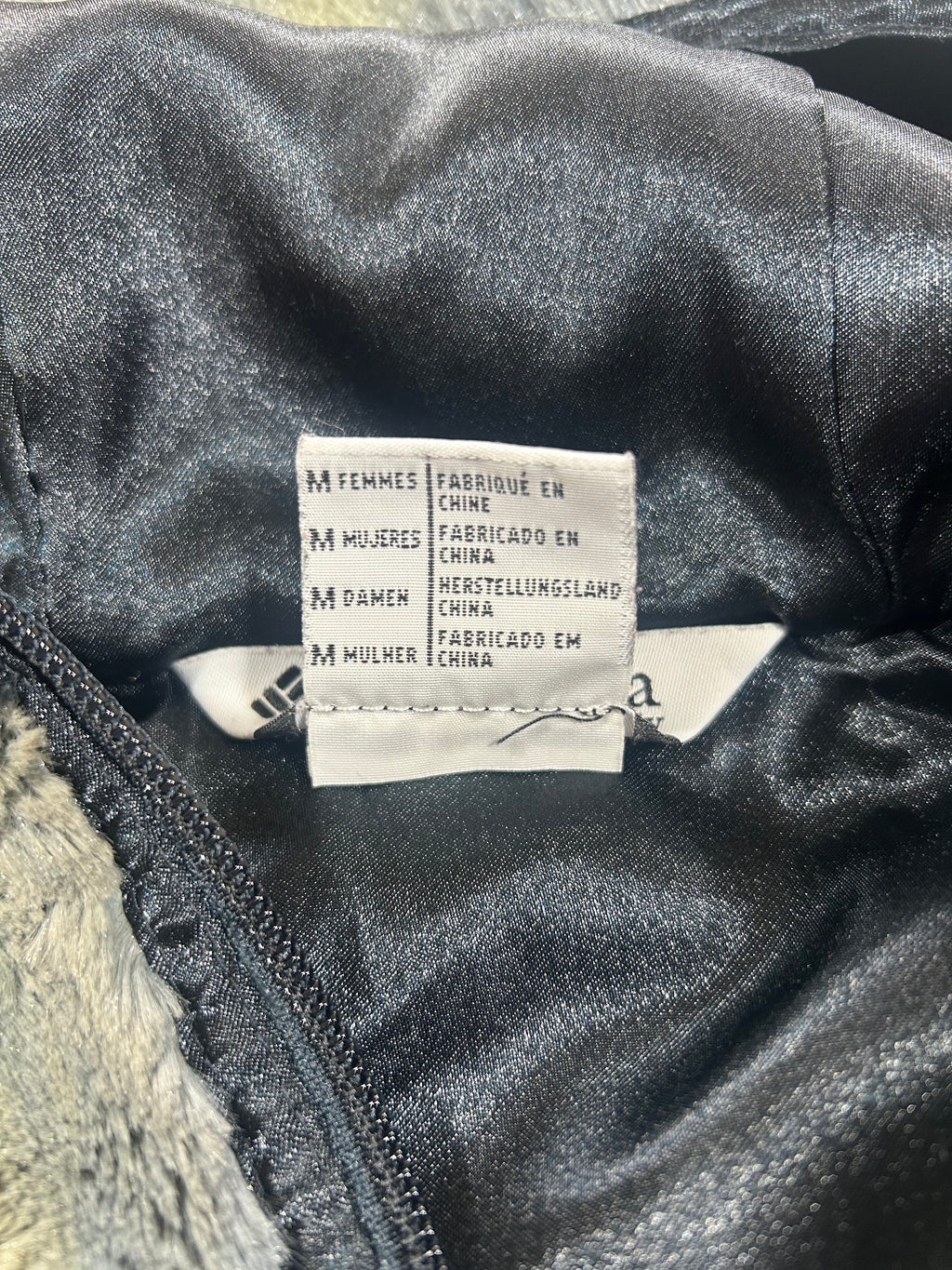 Ocieplana bluza Columbia z futrem w stylu y2k
