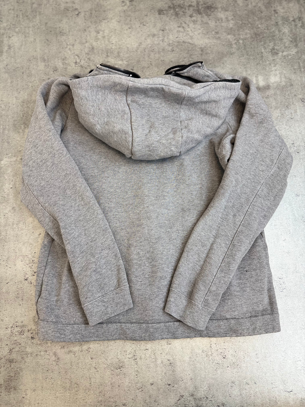 Szara Bluza Nike Rozpinana z Kapturem Minimalistyczna na Siłownię do Biegania Casual Neutral