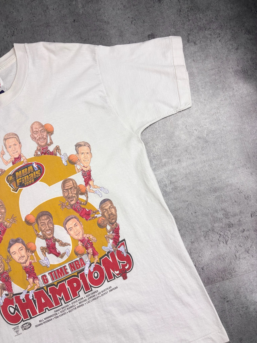 1997/98 RARE CHICAGO BULLS MICHAEL JORDAN FINALS 6TH CHAMPIONSHIP GRAPHIC TEE SHIRT KOSZULKA MISTRZOWSKA KOSZYKARSKA CARICATURE