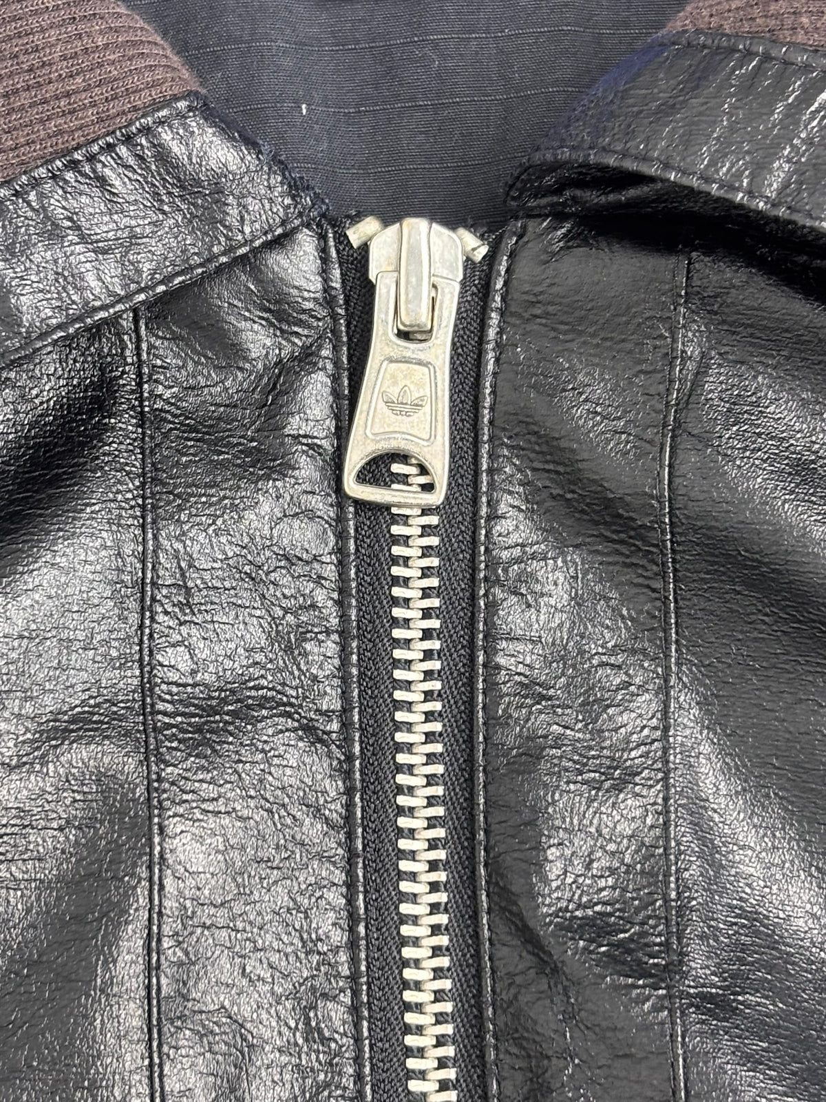 ADIDAS FAUX LEATHER JACKET IMITACJA SKÓRY 2010 ROK RARE TRACKSUIT JACKET ROZPINANA Y2K