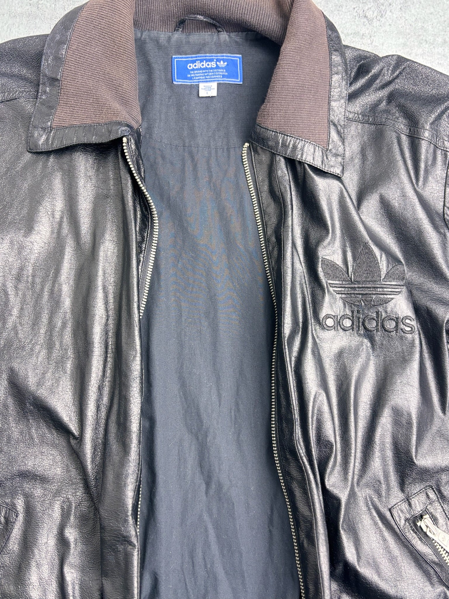 ADIDAS FAUX LEATHER JACKET IMITACJA SKÓRY 2010 ROK RARE TRACKSUIT JACKET ROZPINANA Y2K