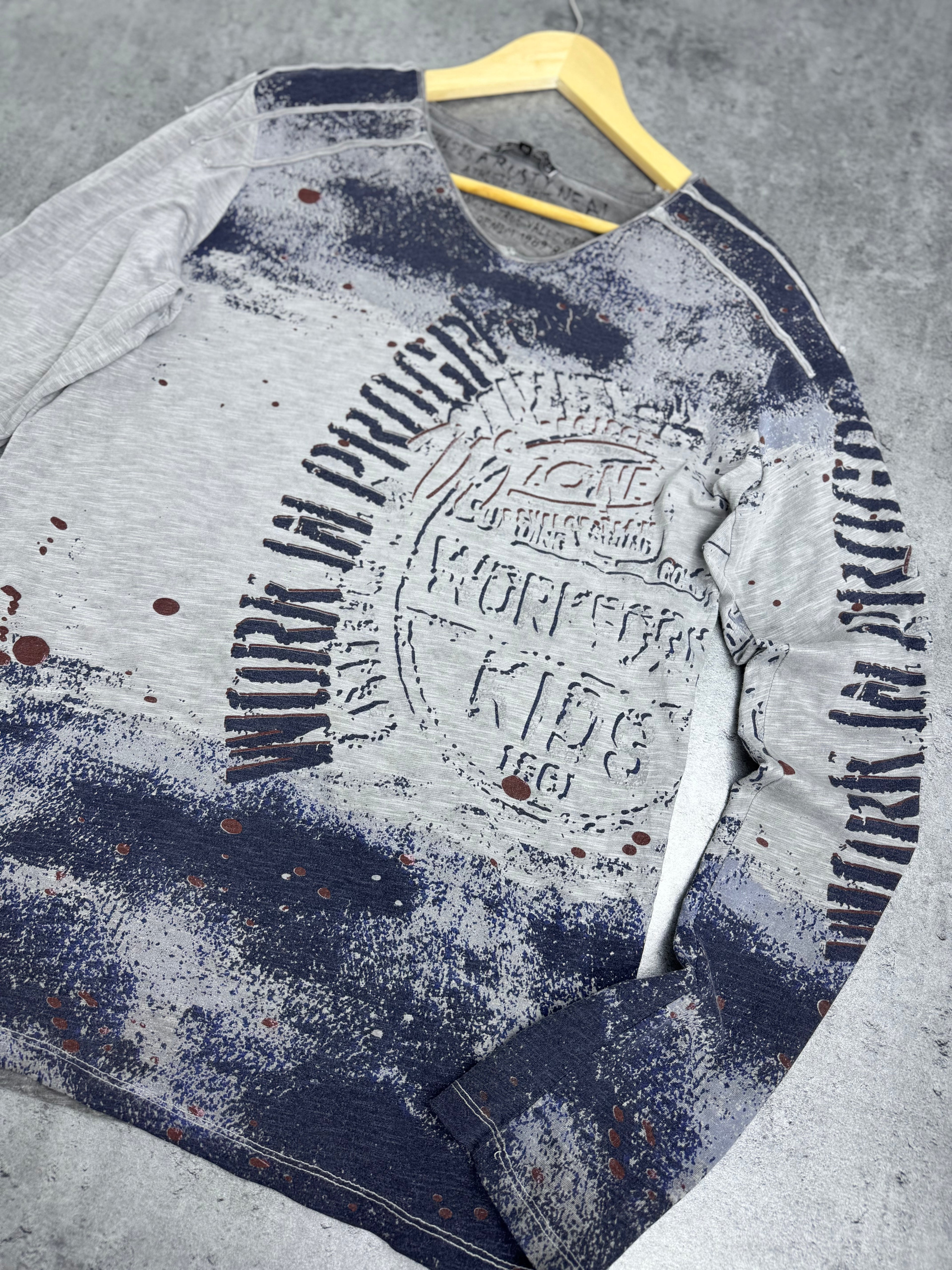 Affliction Style Long Sleeve Shirt Work in Progress AOP all over print Rusty Neal 2000s Koszulka z nadrukiem