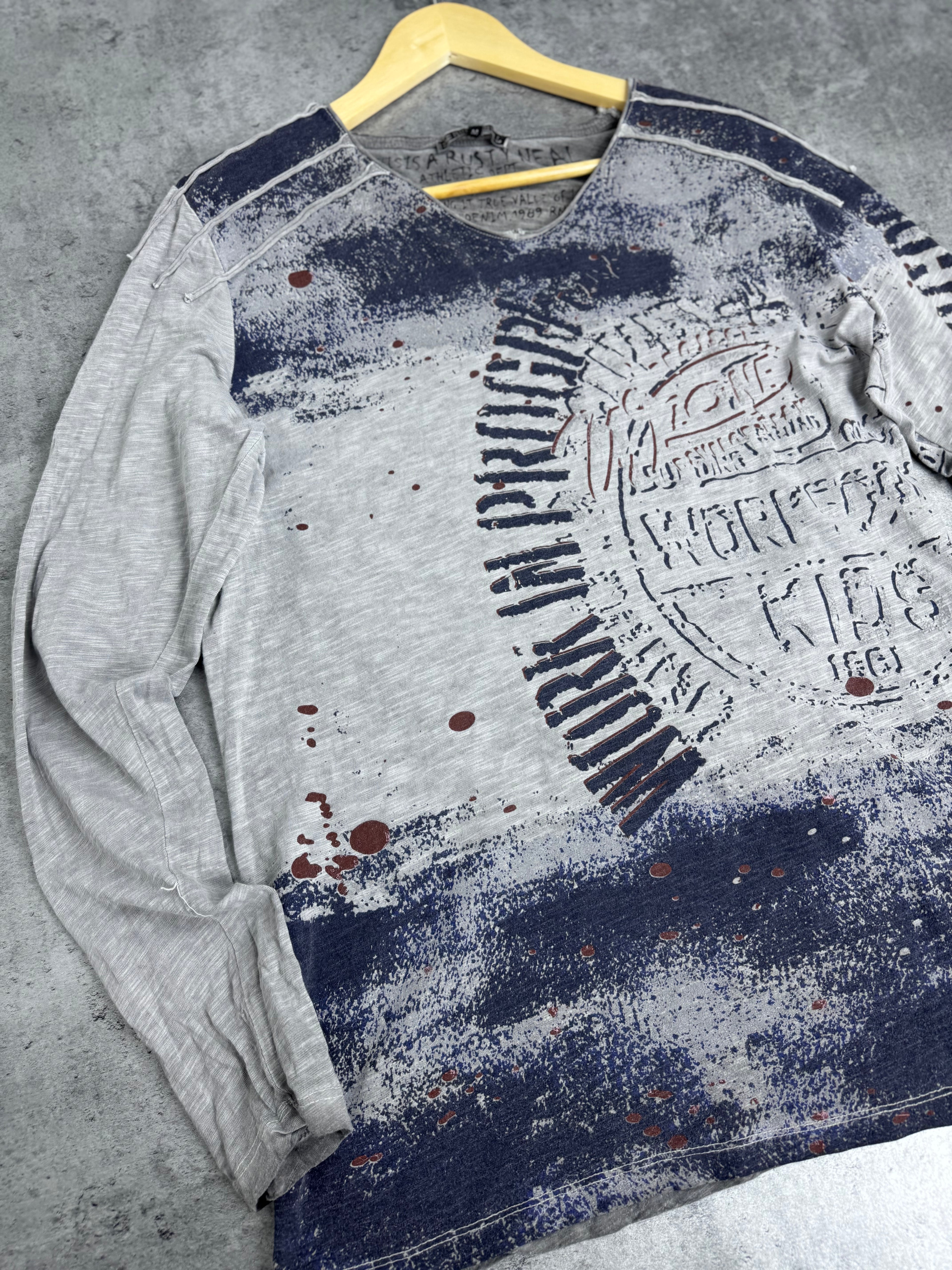 Affliction Style Long Sleeve Shirt Work in Progress AOP all over print Rusty Neal 2000s Koszulka z nadrukiem