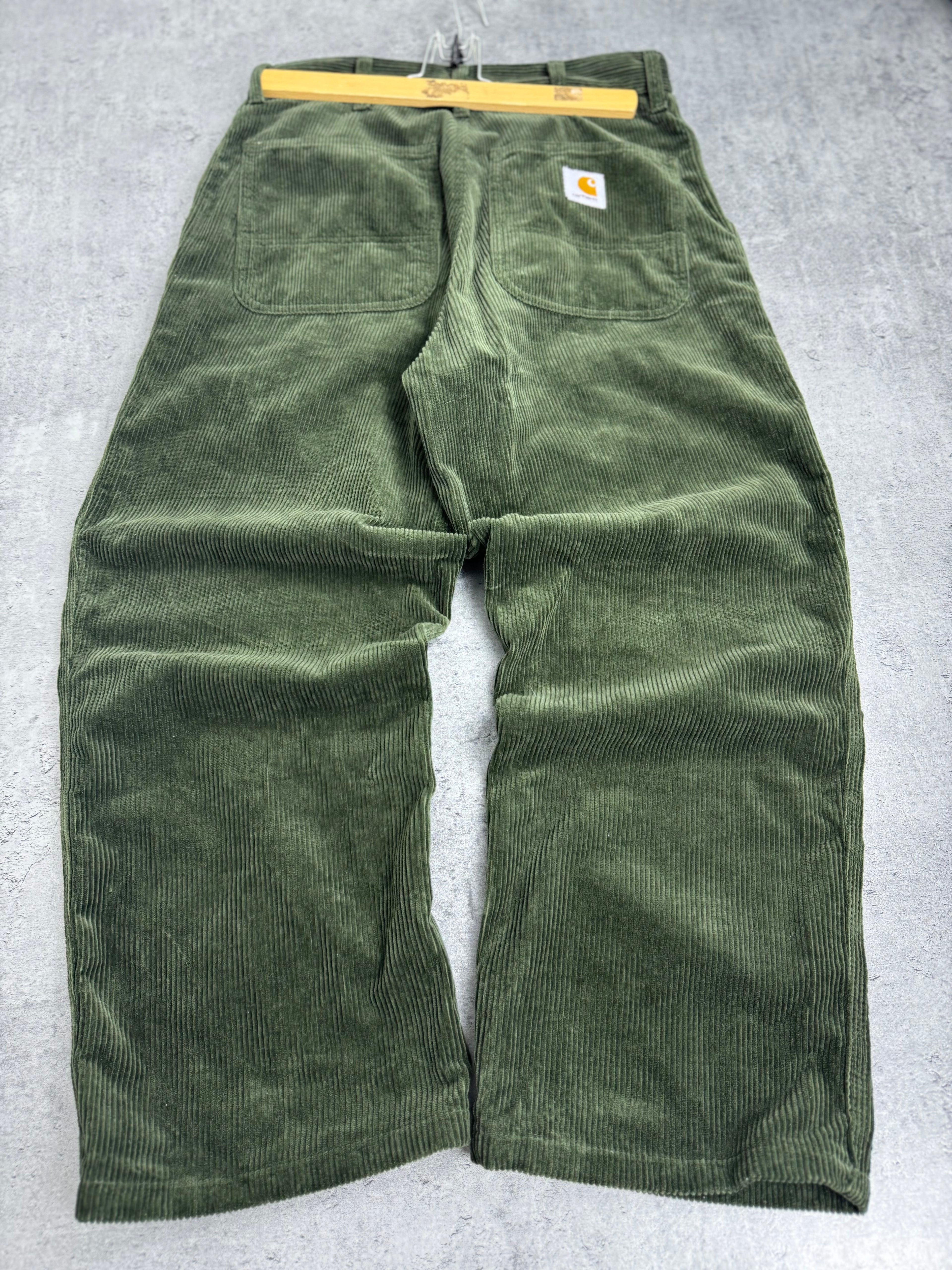 Carhartt Khaki Zielone Oliwkowe Sztruksowe Corduroy Simple Baggy Spodnie Pant 31 x 32 WIP