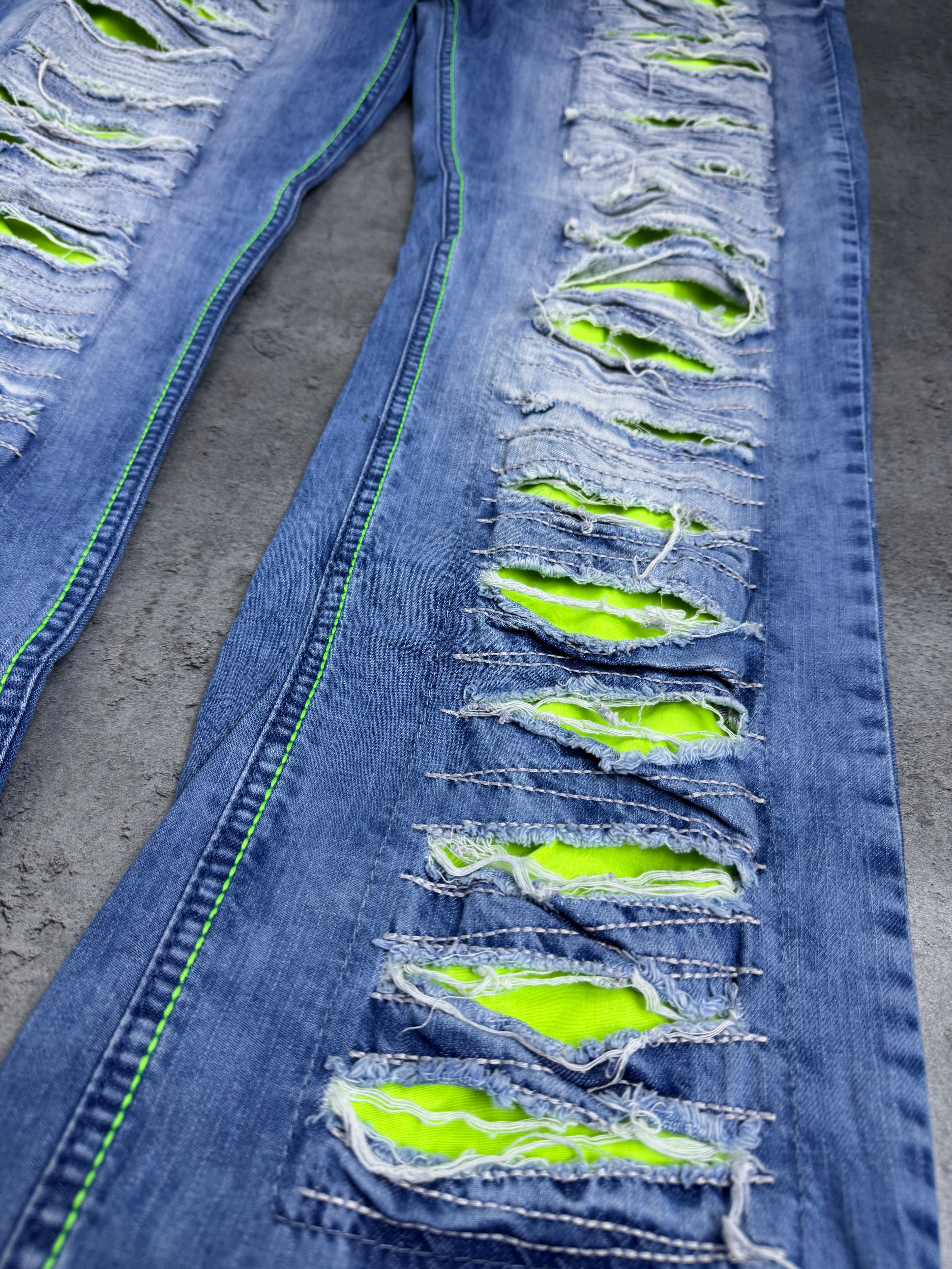 Cipo Baxx Distressed Spodnie Jeansy z Dziurami Neon Ripped Skull Cyber Goth Skater Emo Baggy Rare