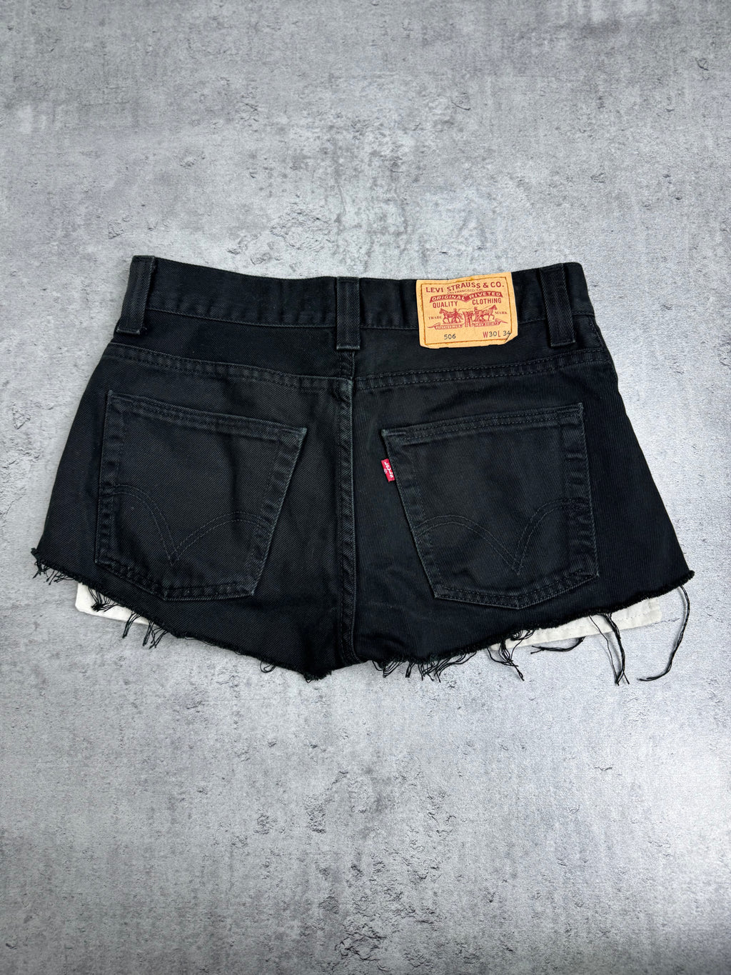 Levi’s Krótkie Spodenki Jeansowe Czarne na Lato Minimalistyczne Neutralne Mini