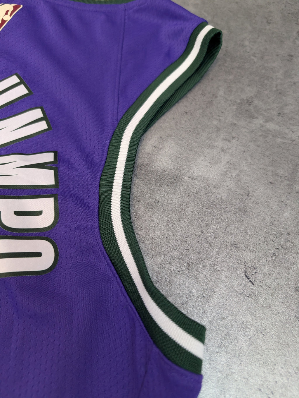 2022-23 Nike Giannis Antetokounmpo Milwaukee Bucks Rare Basketball Jersey Swingman  Koszykarska