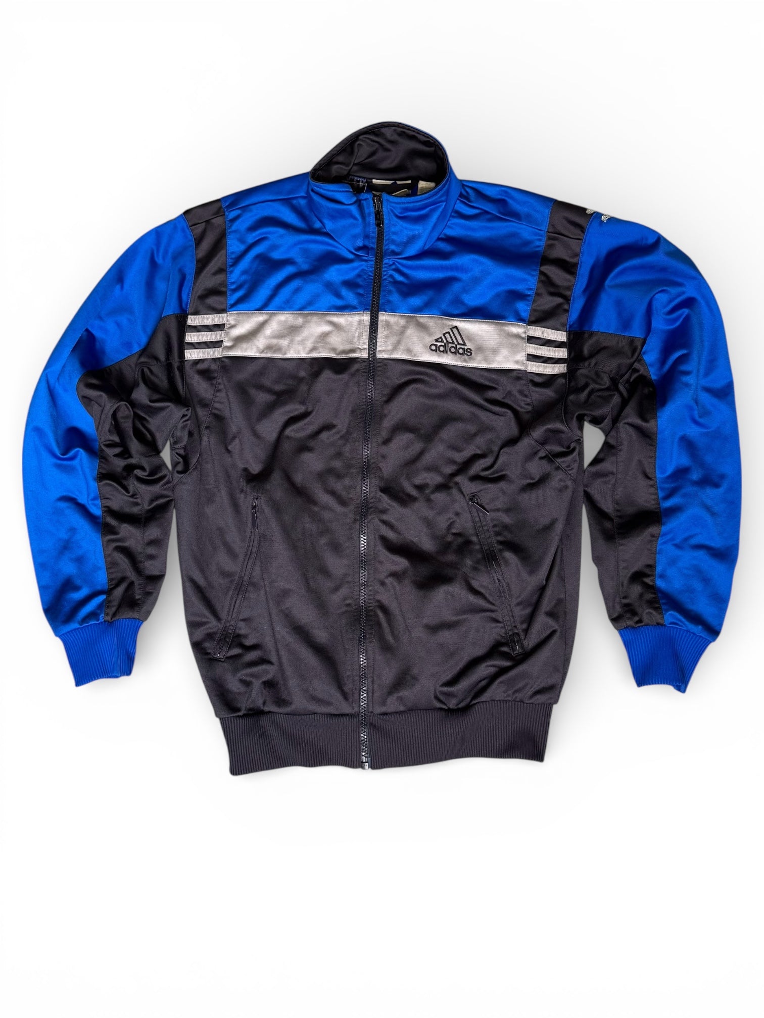 Adidas x Lara Kość – Custom Track Jacket z Cekinowymi Skrzydłami