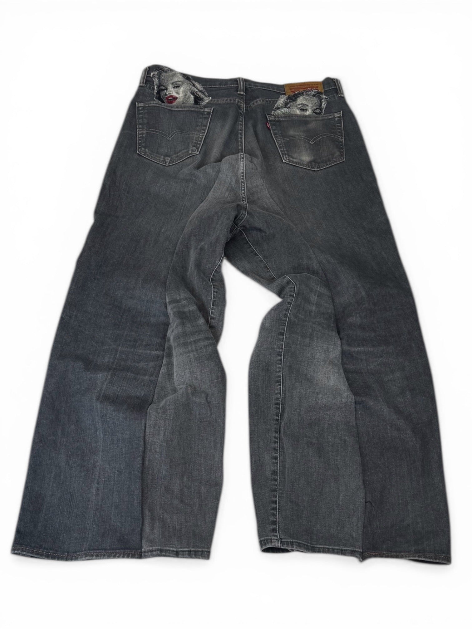 Levi’s Custom Baggy Jeans – Marilyn Monroe Edition