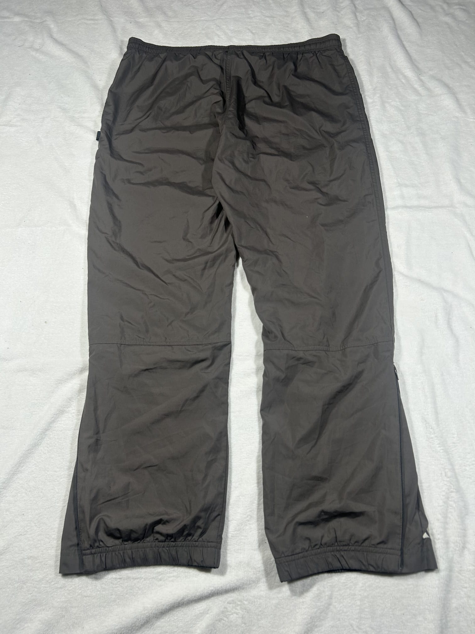 Brązowe dresy Adidas 2000 rok