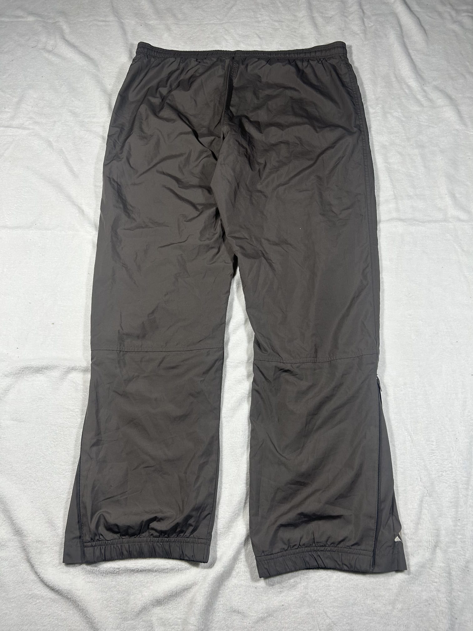Brązowe dresy Adidas 2000 rok