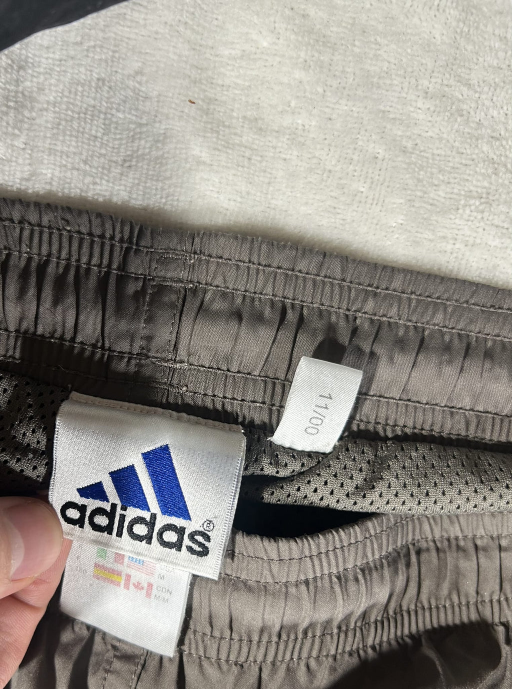 Brązowe dresy Adidas 2000 rok