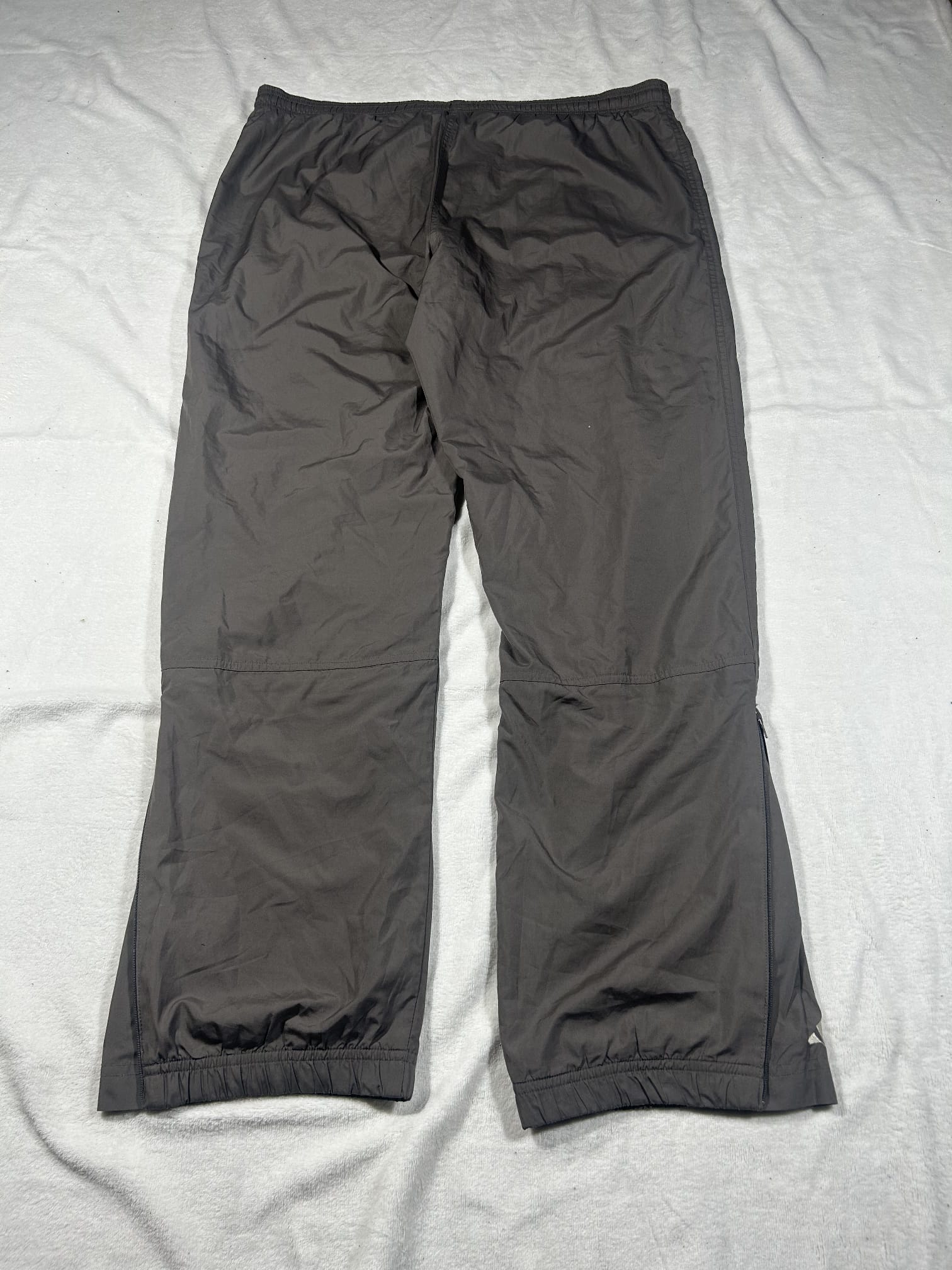 Brązowe dresy Adidas 2000 rok